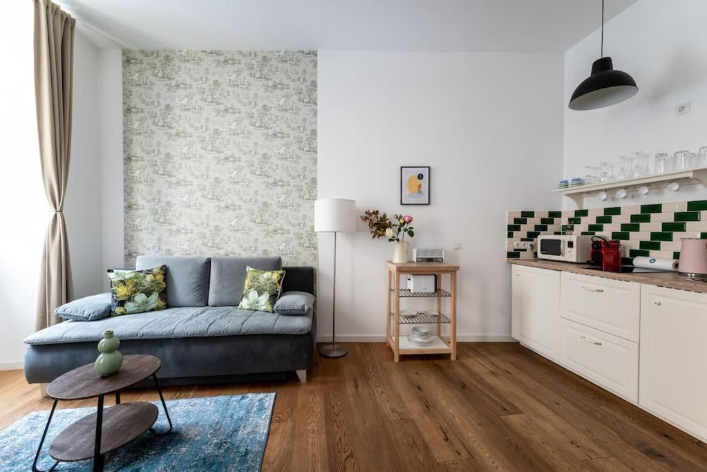 비엔나 Sleek 1Br Flat Near Center By Hm 아파트 외부 사진