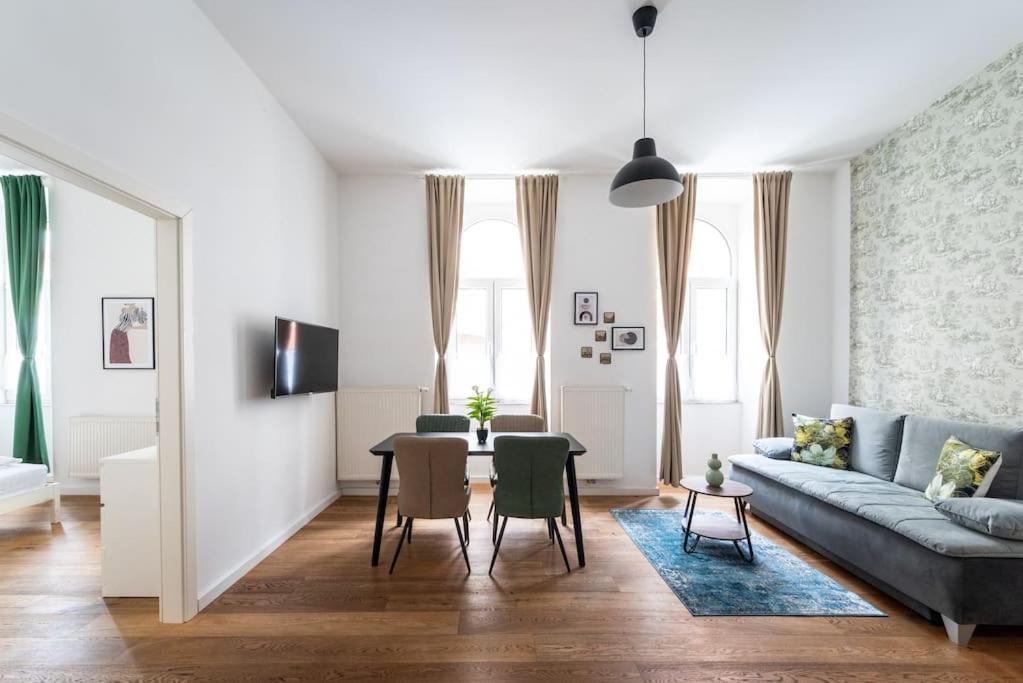 비엔나 Sleek 1Br Flat Near Center By Hm 아파트 외부 사진