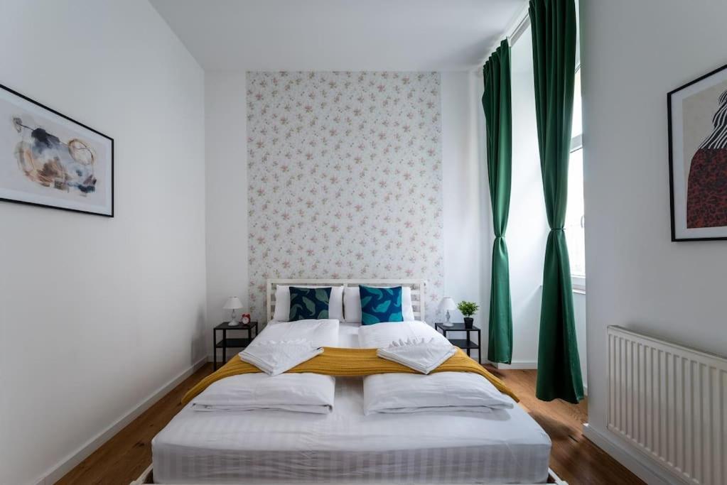 비엔나 Sleek 1Br Flat Near Center By Hm 아파트 외부 사진